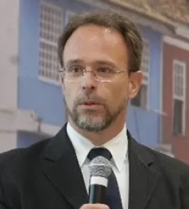 Antônio Adonias Aguiar Bastos